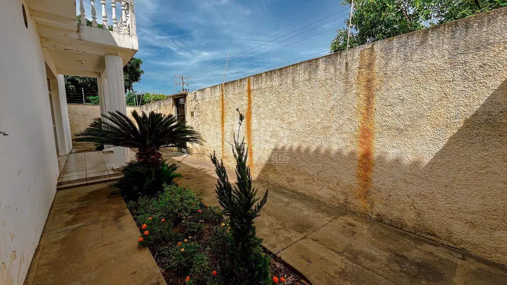 Casa, 5 quartos, 269 m² - Foto 11