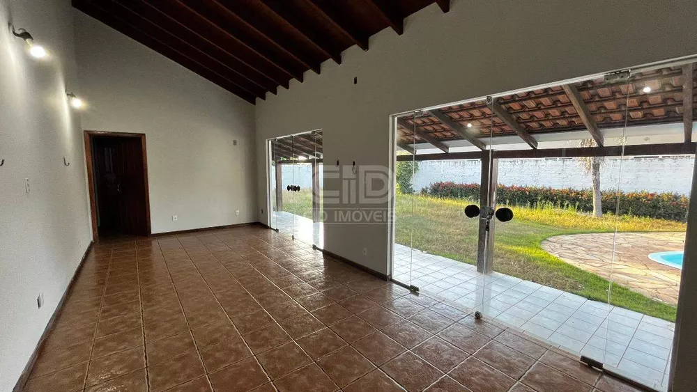 Casa à venda com 3 quartos, 205m² - Foto 5