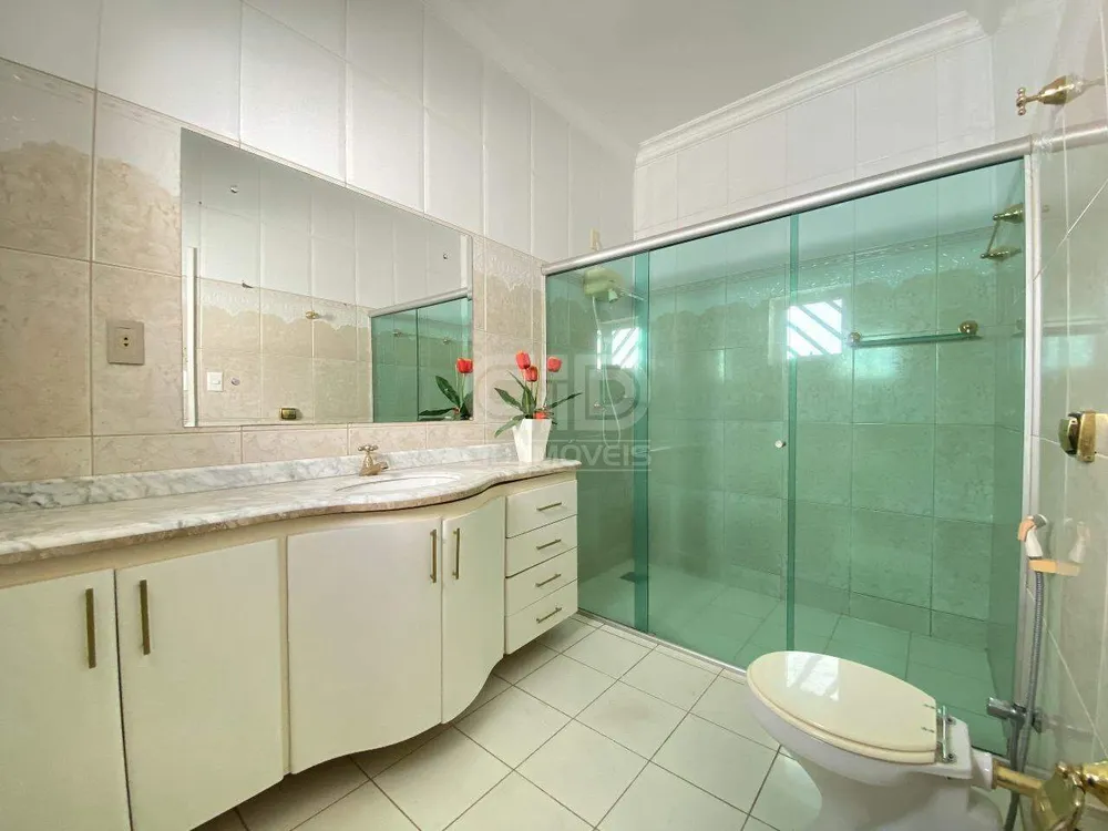 Casa, 3 quartos, 300 m² - Foto 9