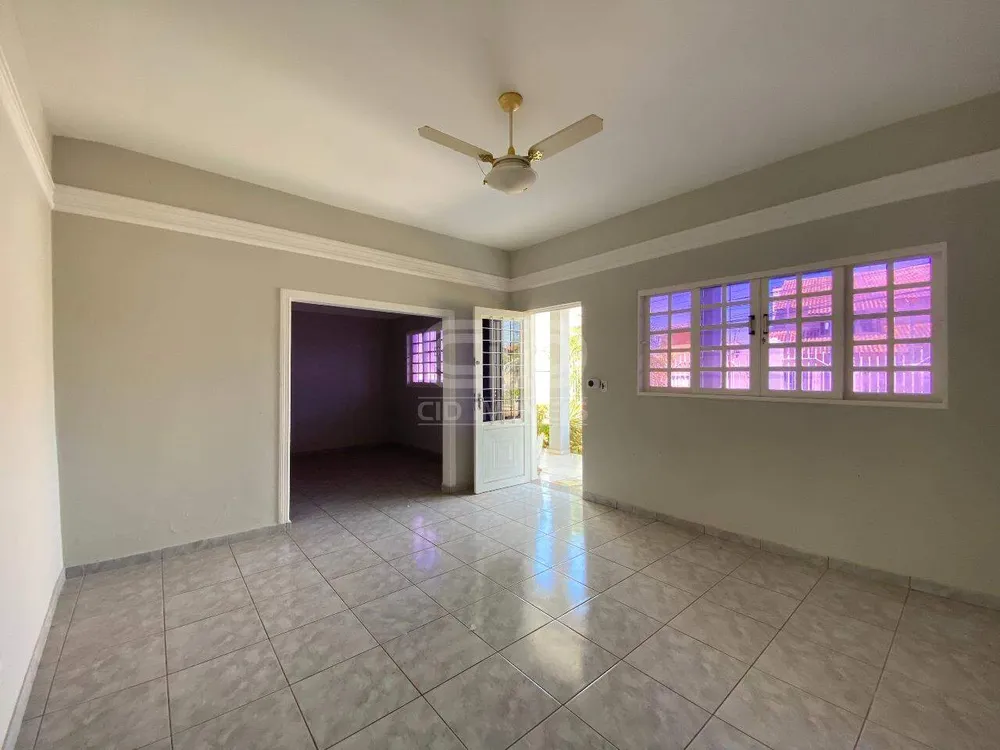 Casa, 3 quartos, 300 m² - Foto 4