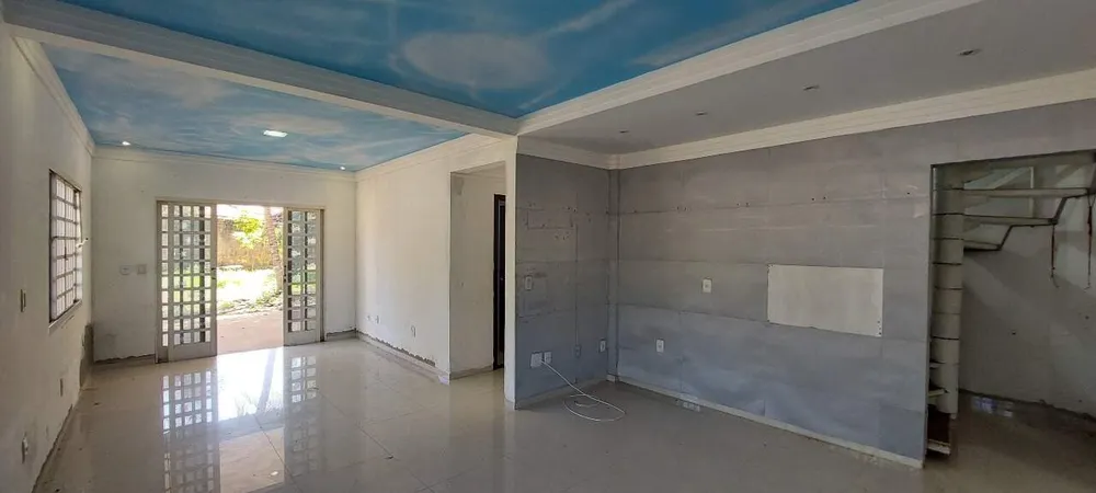 Casa, 4 quartos, 236 m² - Foto 2