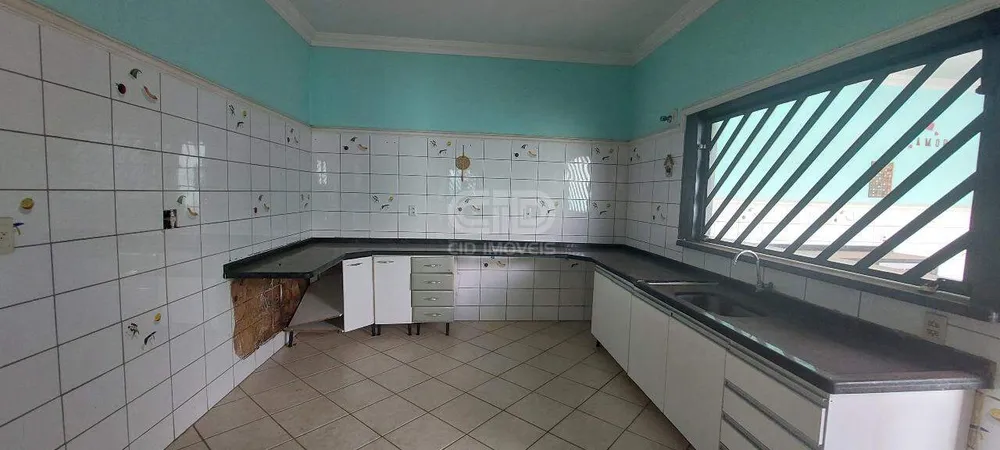 Sobrado, 3 quartos, 280 m² - Foto 2