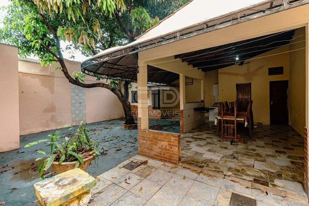 Casa à venda com 4 quartos, 168m² - Foto 16