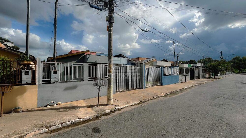 Casa, 2 quartos, 72 m² - Foto 1