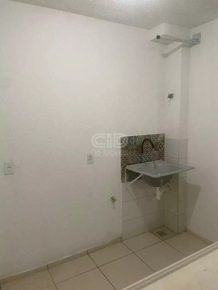 Apartamento à venda com 2 quartos, 40m² - Foto 2