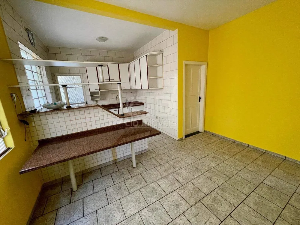 Sobrado, 3 quartos, 389 m² - Foto 4
