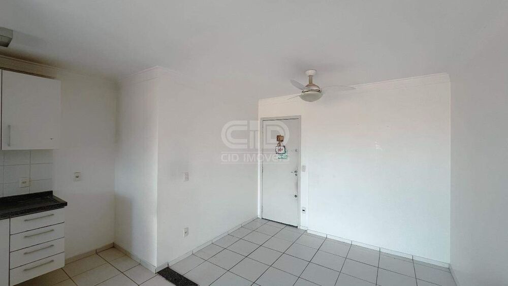 Apartamento à venda com 3 quartos, 67m² - Foto 3