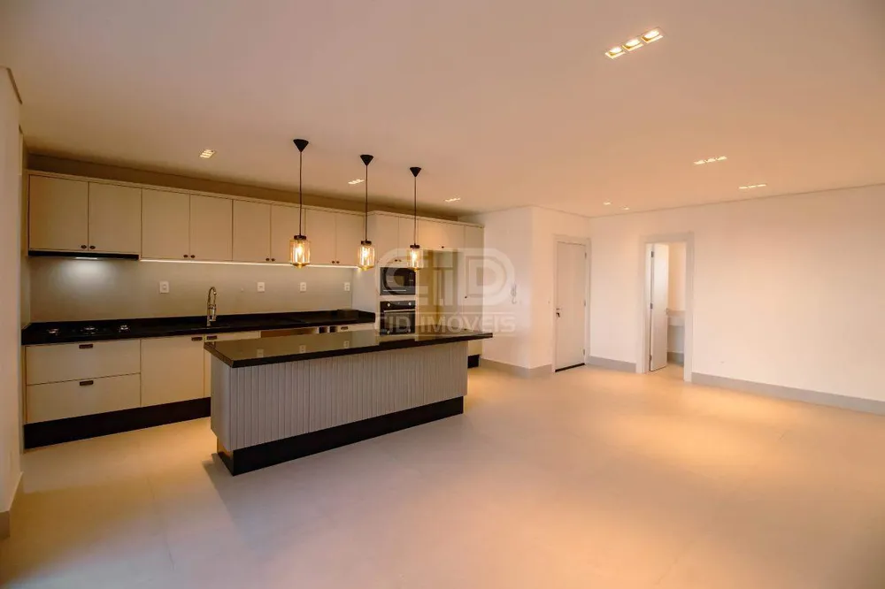Apartamento, 3 quartos, 132 m² - Foto 1