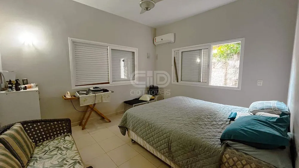 Casa, 4 quartos, 240 m² - Foto 8