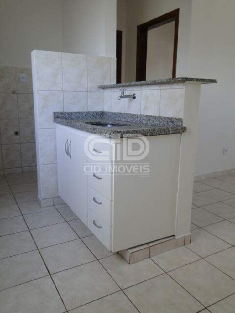 Apartamento para alugar com 1 quarto, 45m² - Foto 2