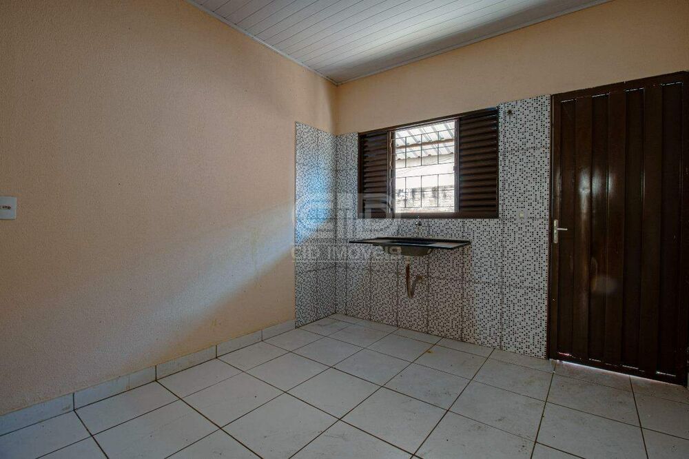 Kitnet e Studio à venda com 6 quartos, 275m² - Foto 1