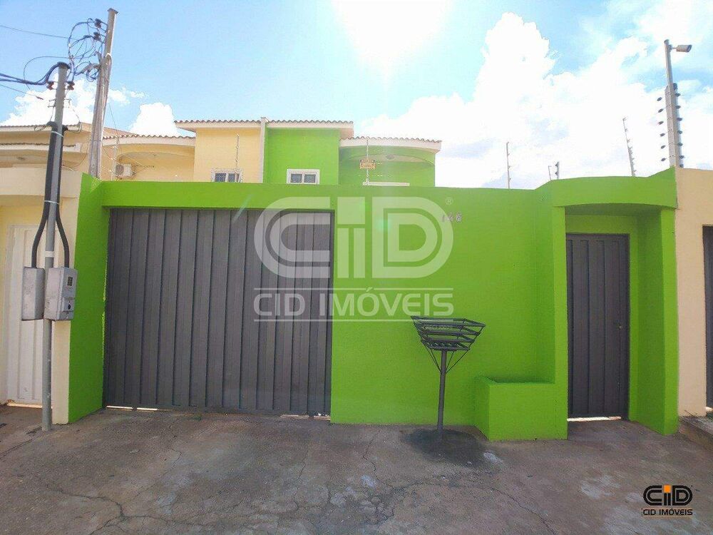Sobrado à venda com 3 quartos, 150m² - Foto 1