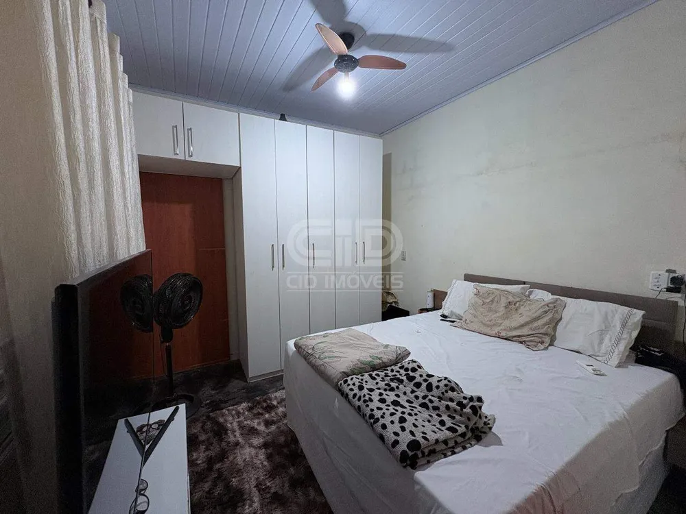 Casa, 5 quartos, 225 m² - Foto 3