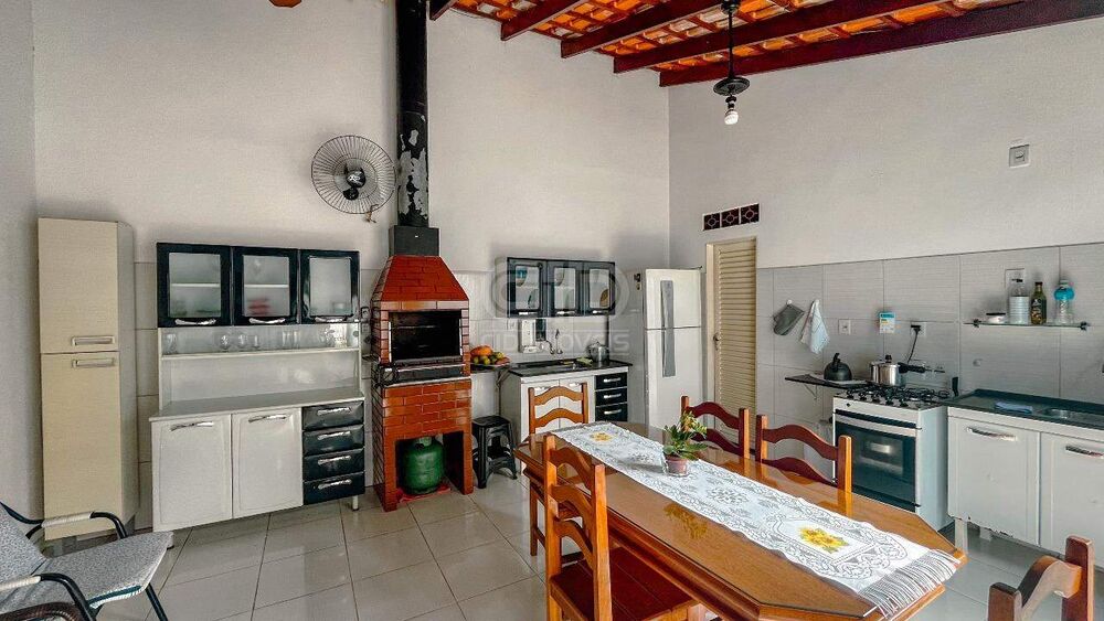 Casa à venda com 3 quartos, 149m² - Foto 11