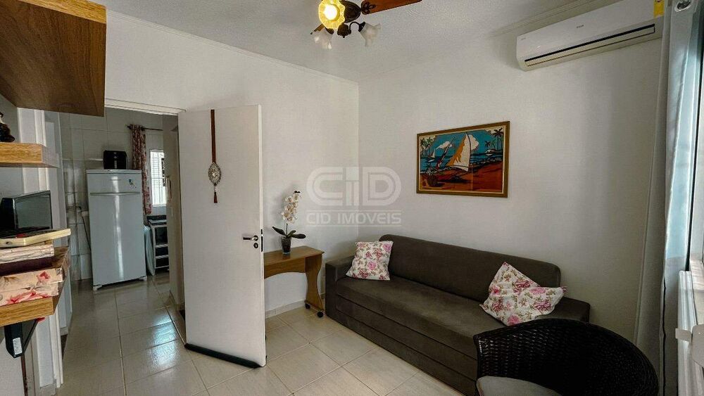 Casa à venda com 3 quartos, 149m² - Foto 3