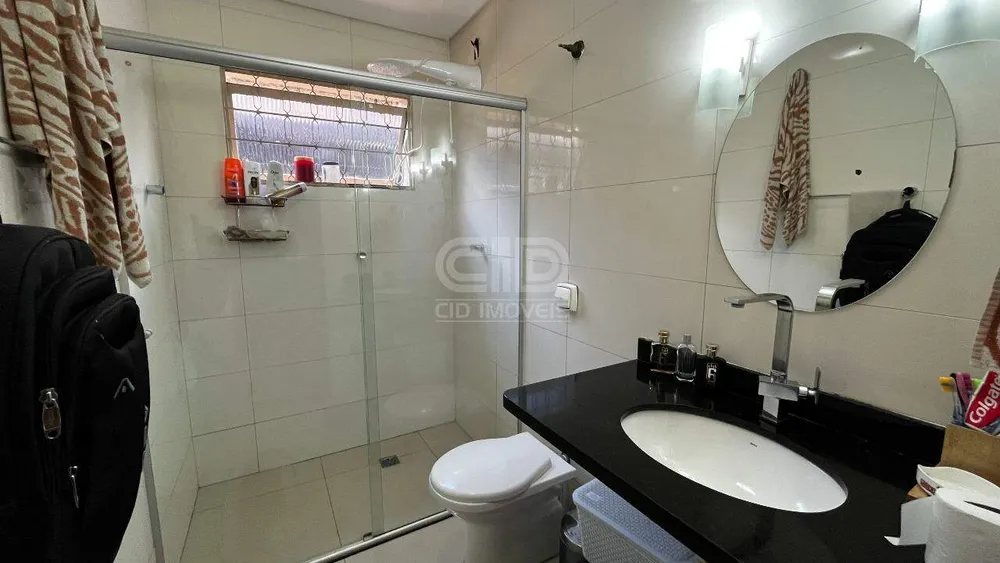 Casa, 5 quartos, 210 m² - Foto 4