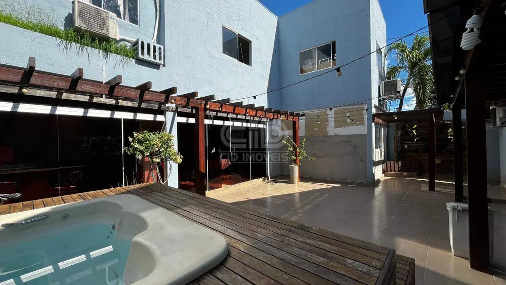 Casa, 5 quartos, 210 m² - Foto 9