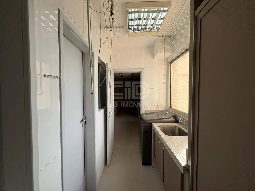 Apartamento, 3 quartos, 175 m² - Foto 2