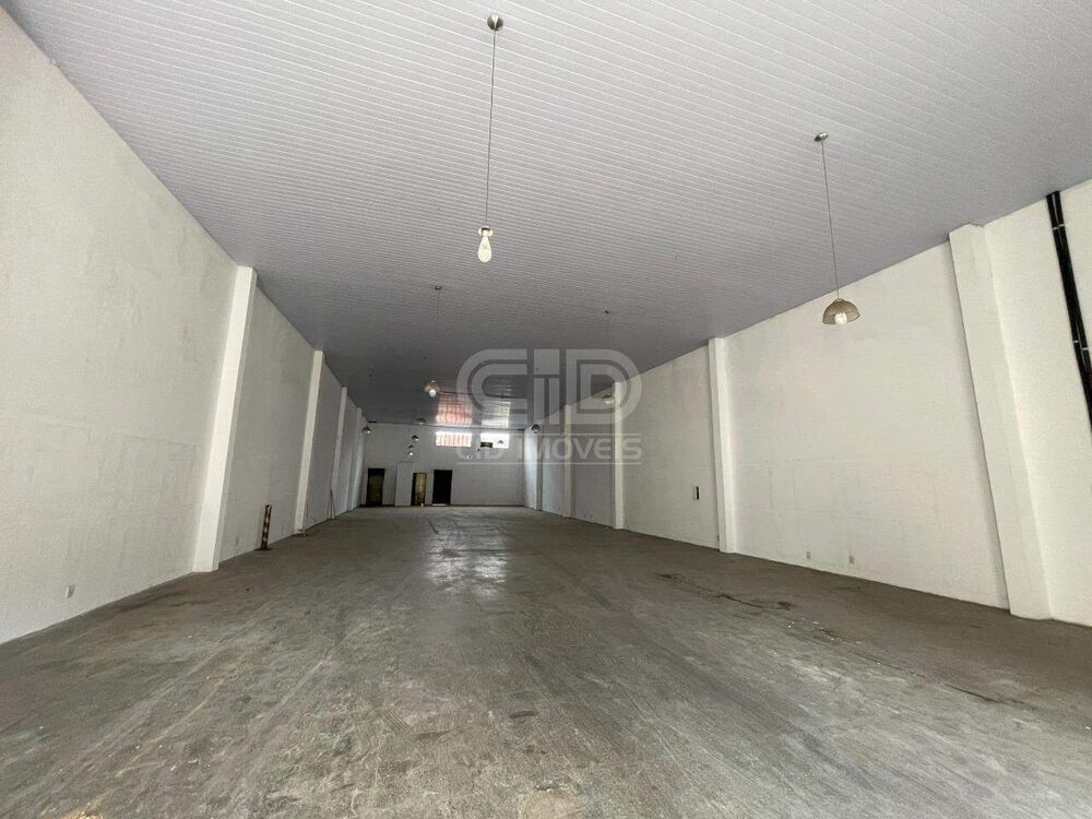 Depósito-Galpão-Armazém para alugar, 375m² - Foto 1