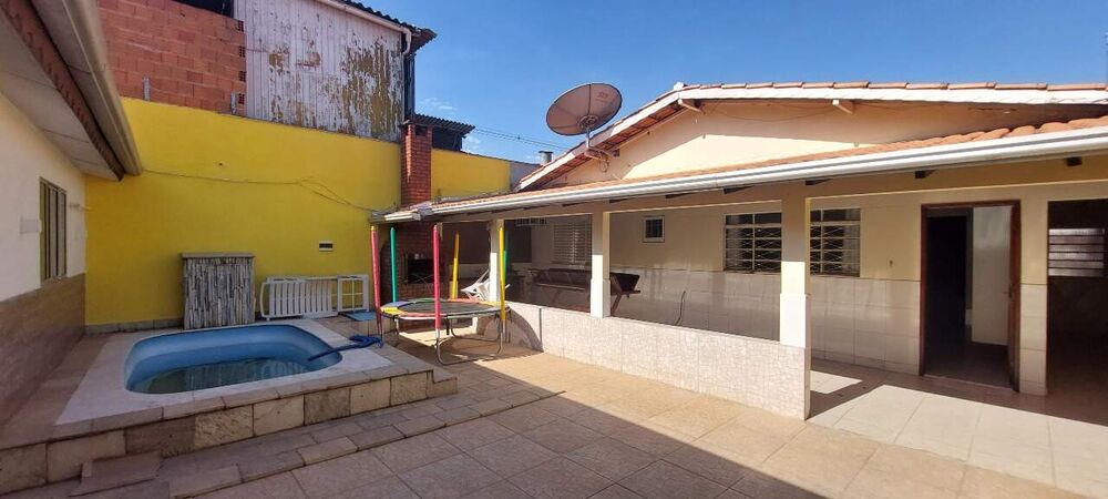 Casa à venda com 4 quartos, 196m² - Foto 14
