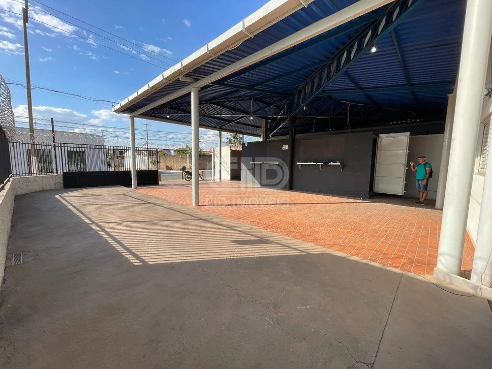 Loja-Salão, 220 m² - Foto 1