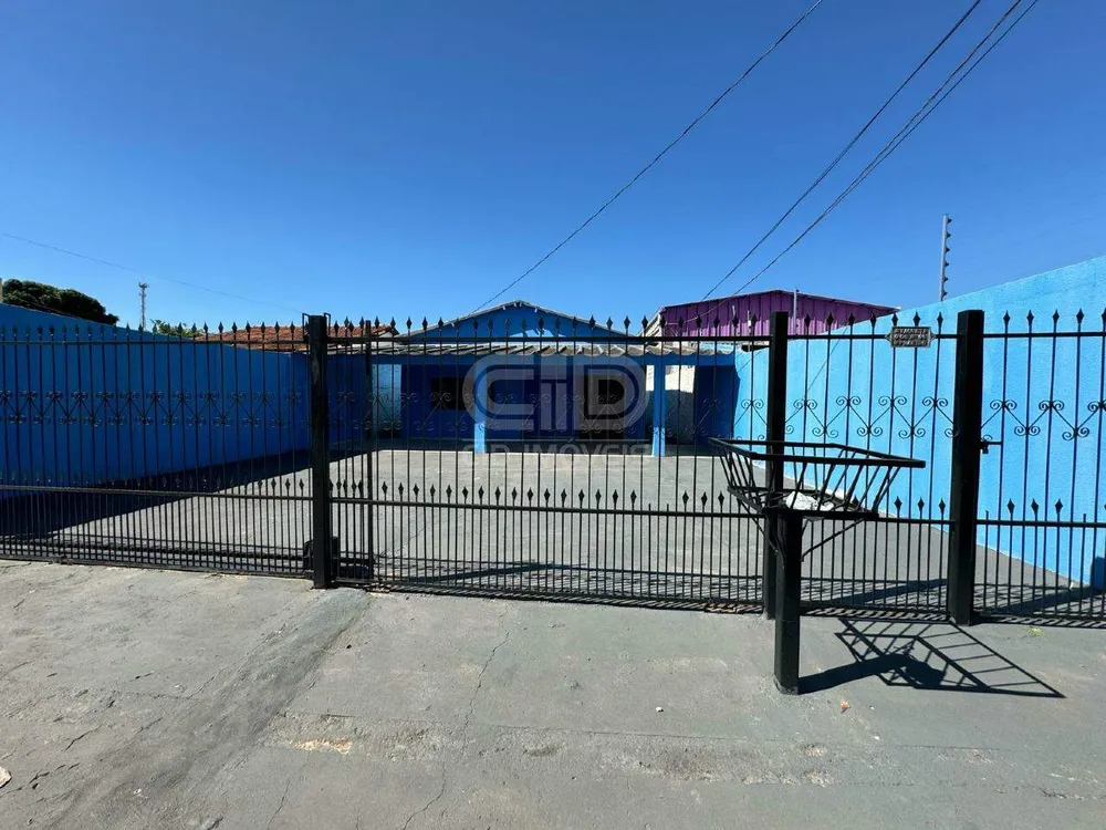 Casa, 3 quartos, 351 m² - Foto 1