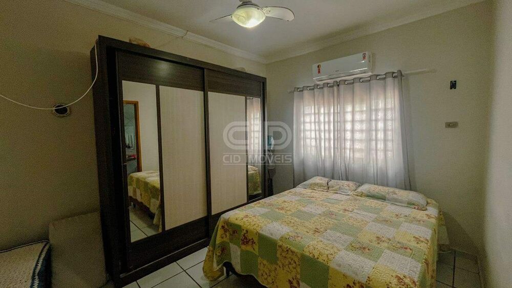 Casa, 2 quartos, 203 m² - Foto 8