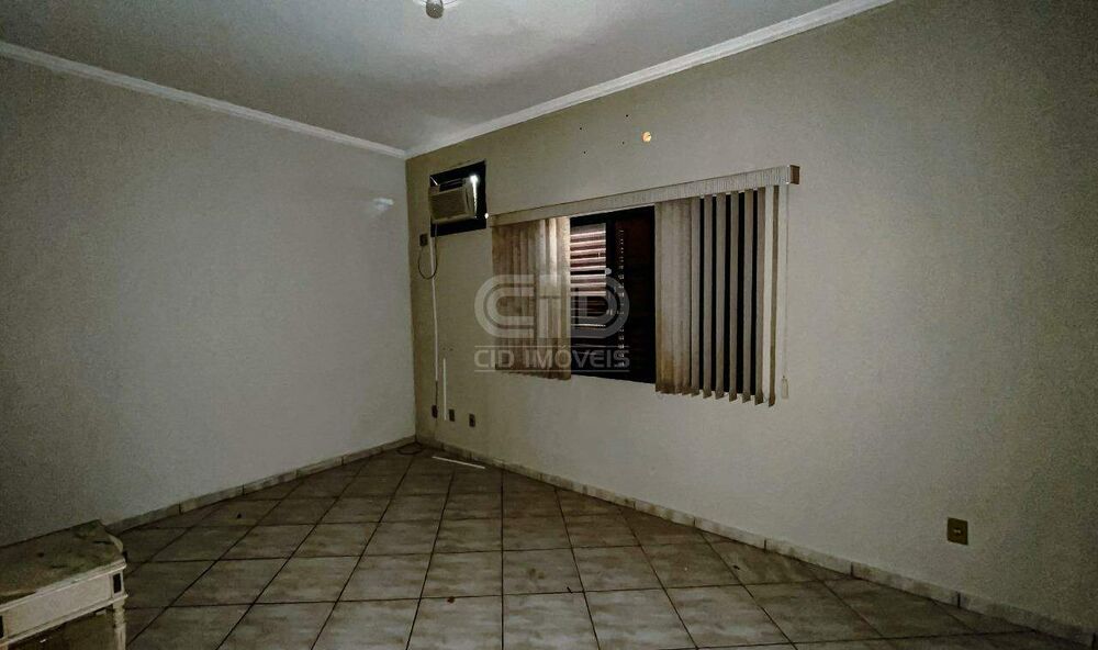 Casa à venda com 3 quartos, 197m² - Foto 5