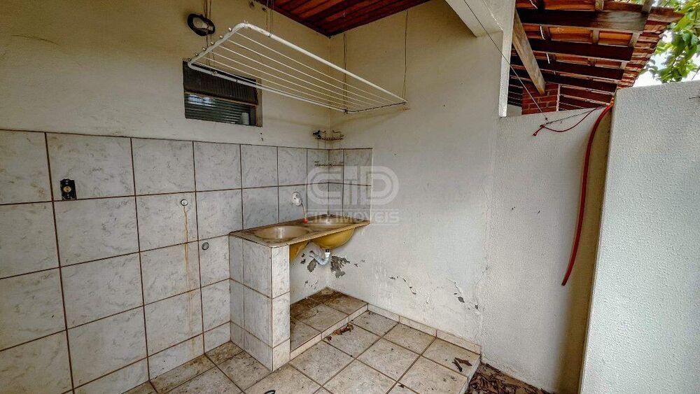 Casa à venda com 3 quartos, 197m² - Foto 7