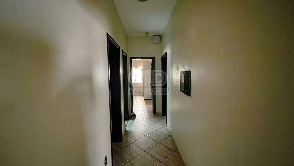 Casa à venda com 3 quartos, 197m² - Foto 16