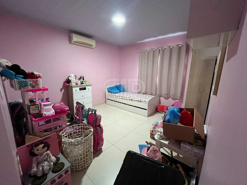 Casa, 3 quartos, 198 m² - Foto 3