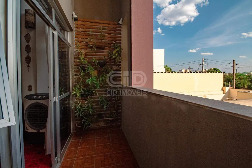 Apartamento, 4 quartos, 142 m² - Foto 2
