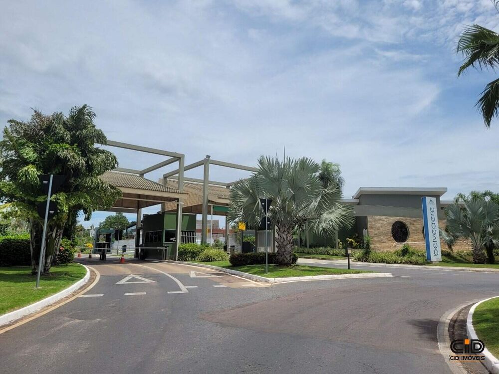 Casa de Condomínio à venda com 3 quartos, 298m² - Foto 1