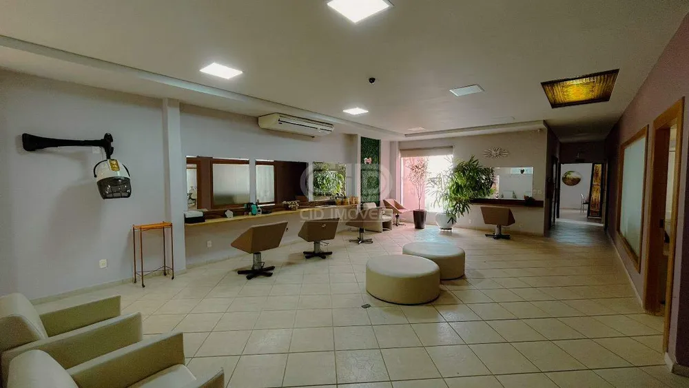 Prédio Inteiro, 553 m² - Foto 1