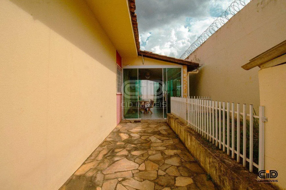 Casa, 3 quartos, 481 m² - Foto 3