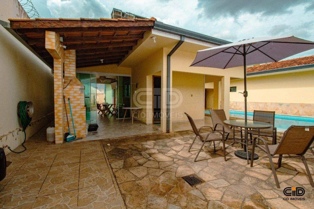 Casa, 3 quartos, 481 m² - Foto 1
