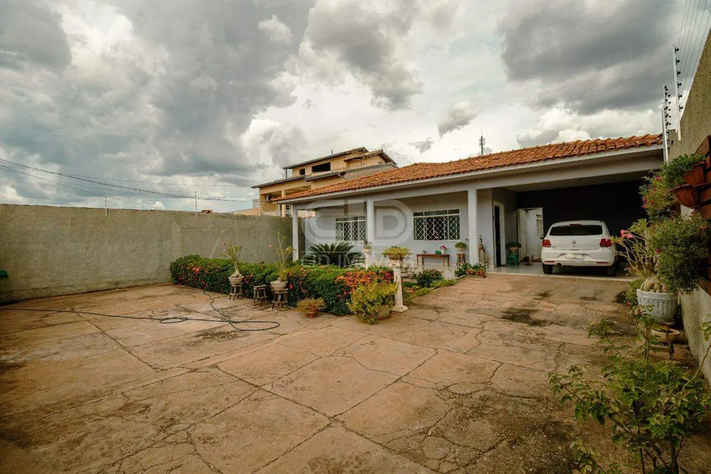 Casa, 5 quartos, 240 m² - Foto 11