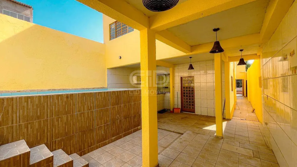 Sobrado, 3 quartos, 196 m² - Foto 1