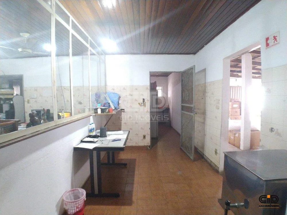 Prédio Inteiro, 236 m² - Foto 2