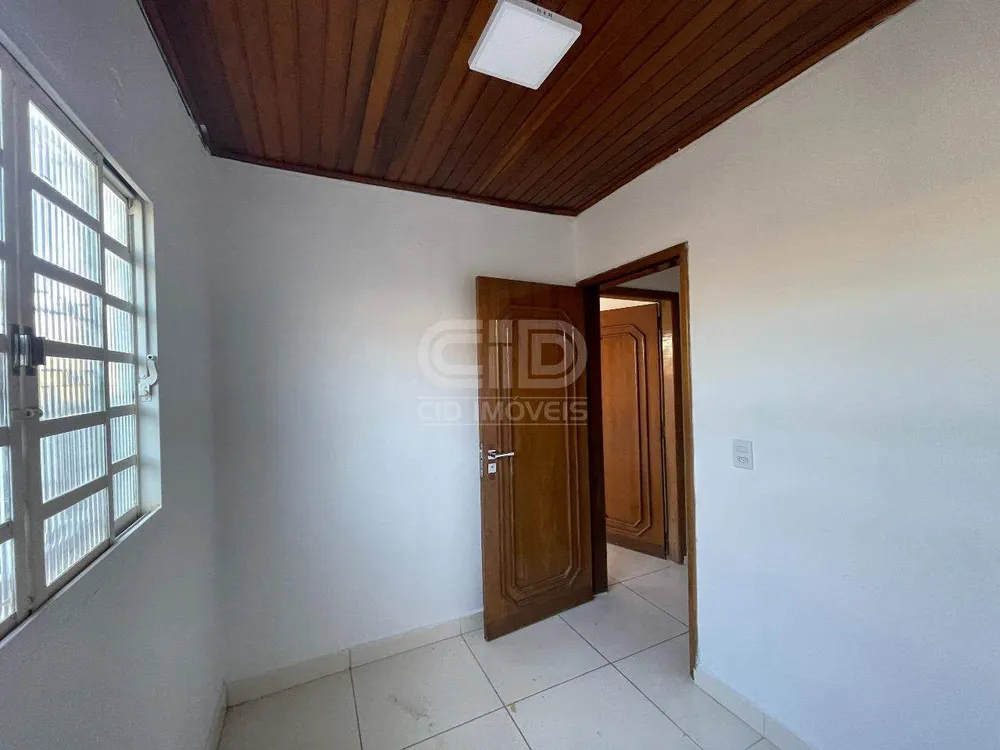 Casa, 3 quartos, 181 m² - Foto 4