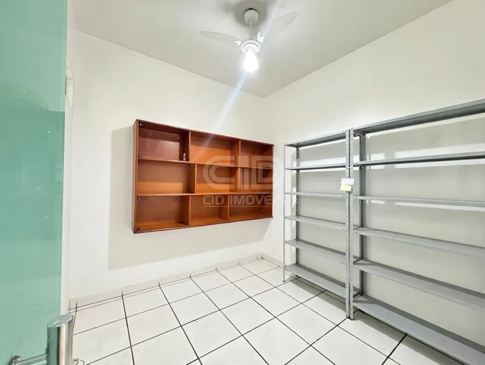 Casa, 4 quartos, 181 m² - Foto 3