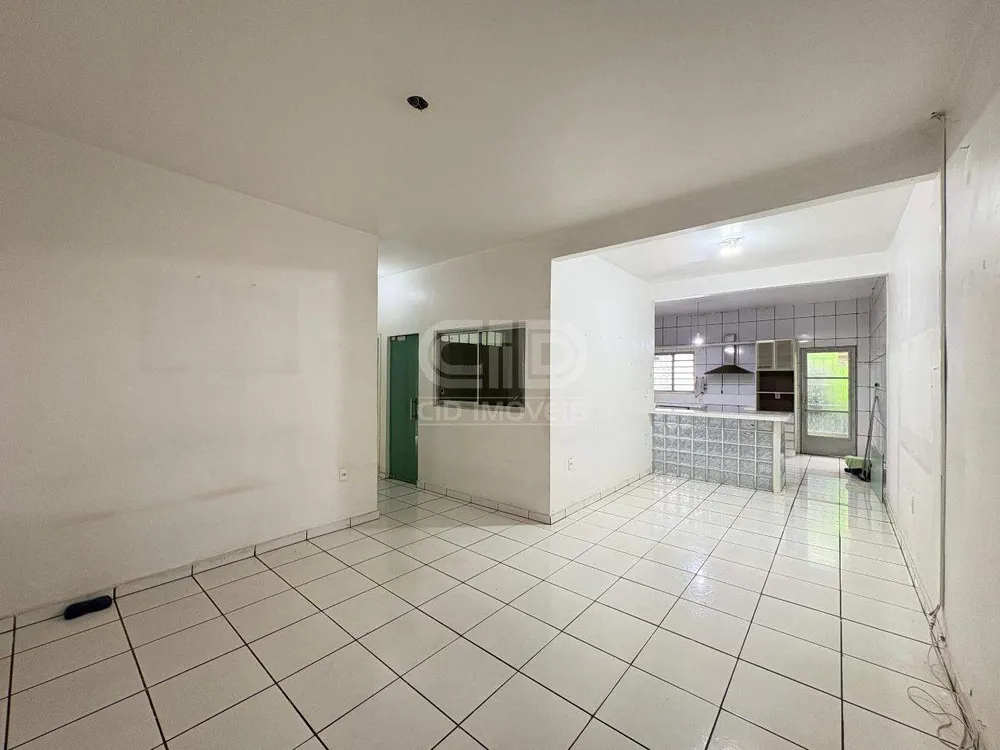 Casa, 4 quartos, 181 m² - Foto 1