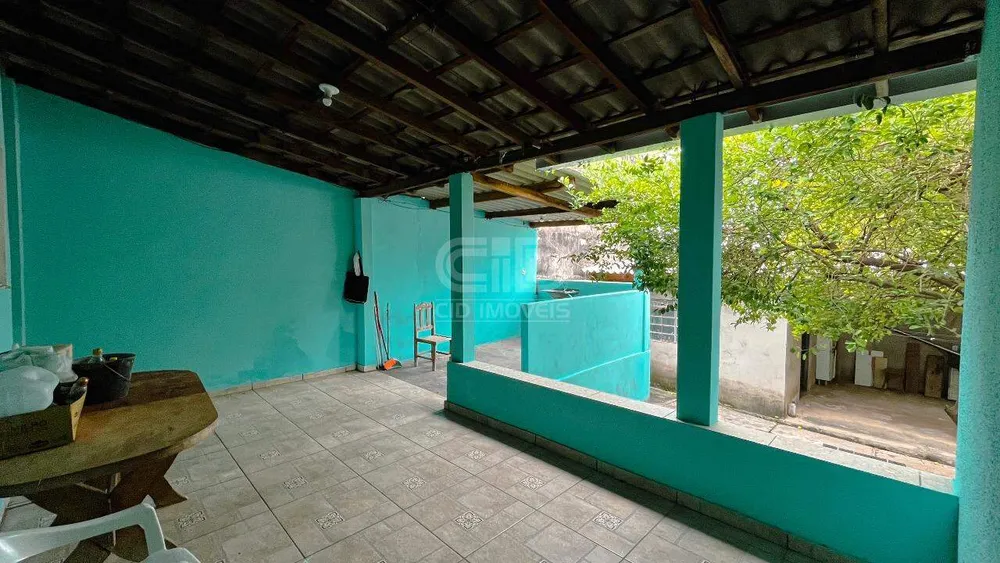 Casa, 7 quartos, 195 m² - Foto 3