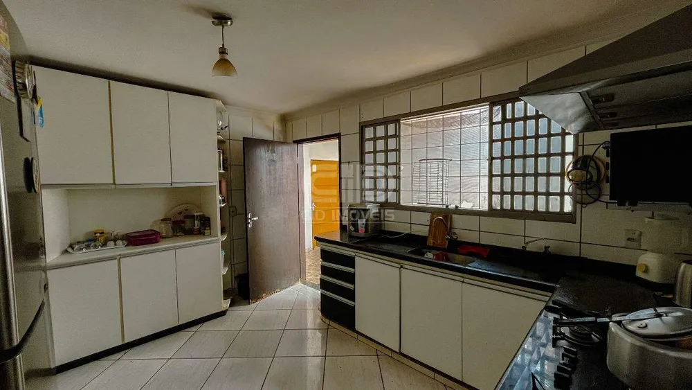 Casa, 3 quartos, 300 m² - Foto 9