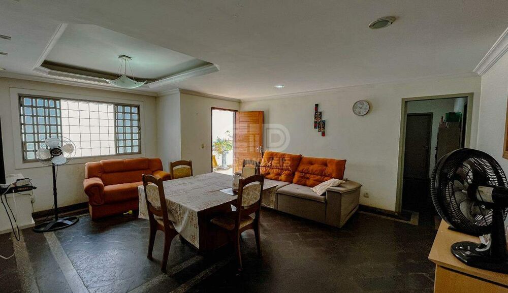 Casa, 3 quartos, 300 m² - Foto 2