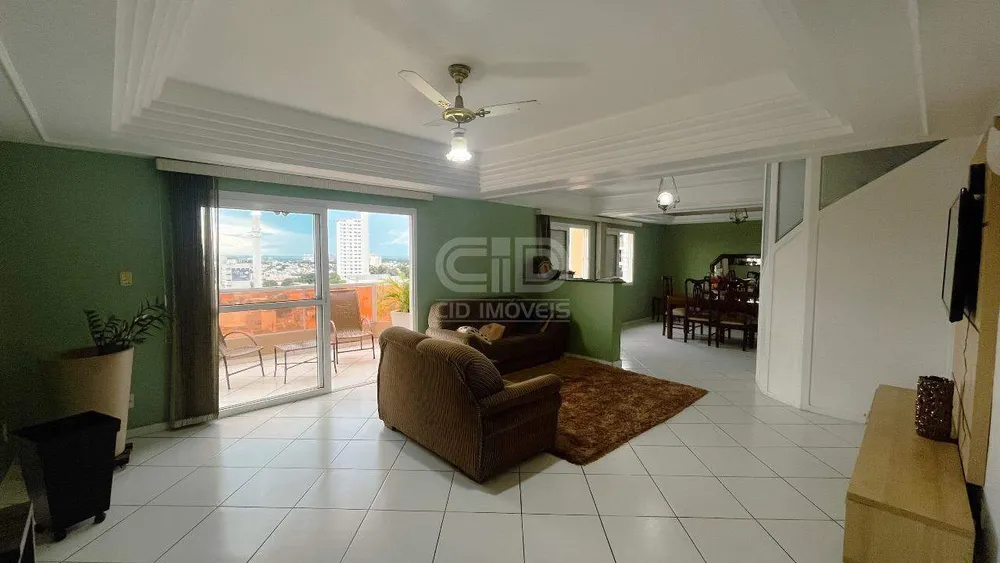 Apartamento, 4 quartos, 232 m² - Foto 1