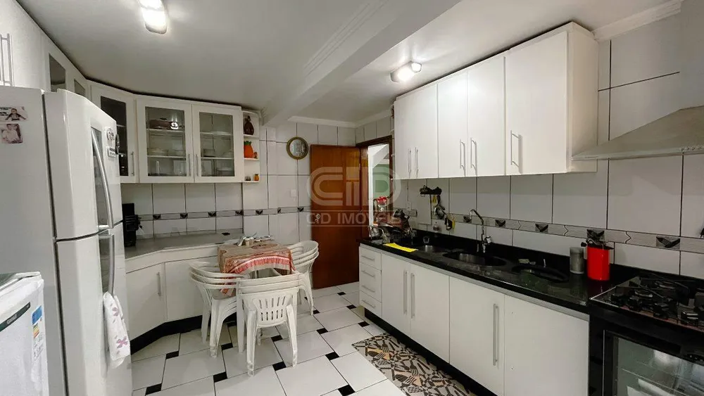 Apartamento, 4 quartos, 232 m² - Foto 7