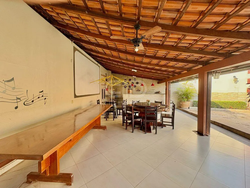 Casa, 3 quartos, 225 m² - Foto 11