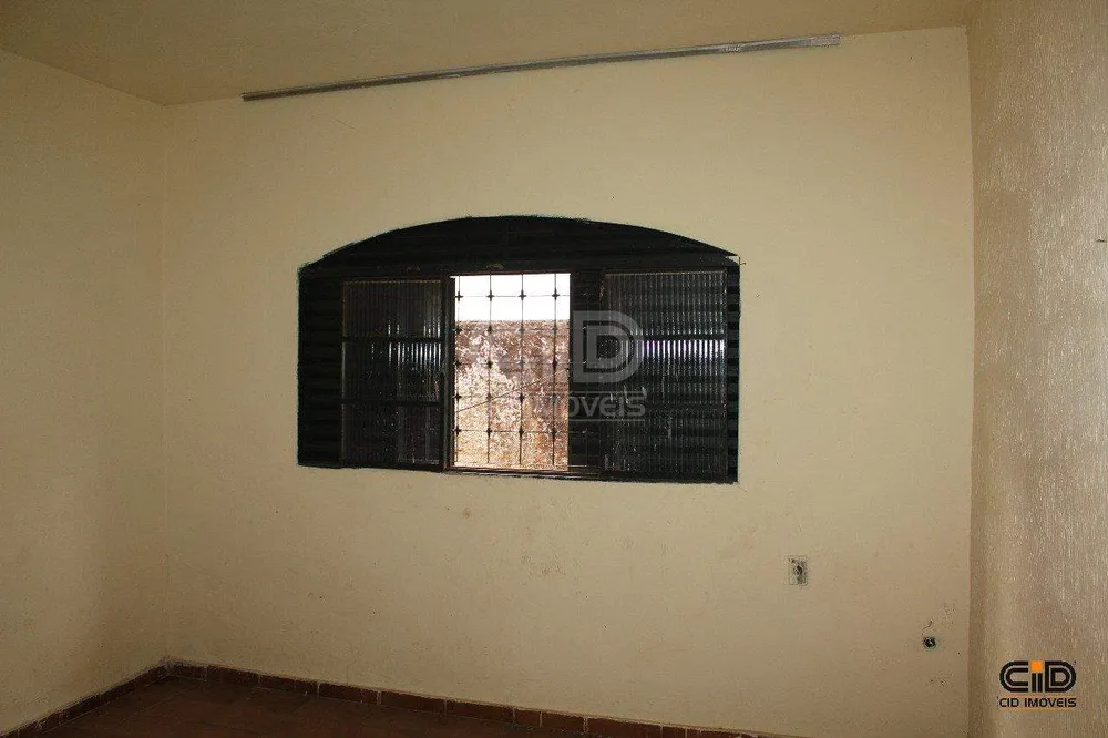 Casa, 3 quartos, 178 m² - Foto 2