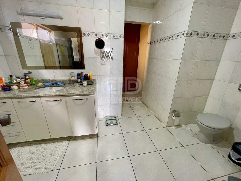 Casa, 4 quartos, 232 m² - Foto 9